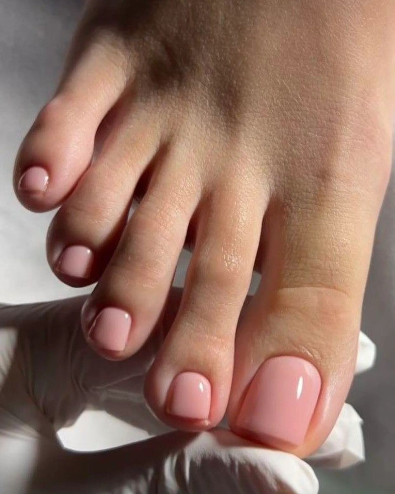 Zacht roze pedicure